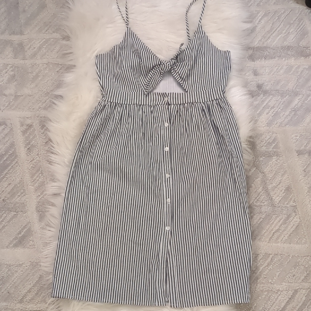 Striped Sleeveless Dress with Bow Detail